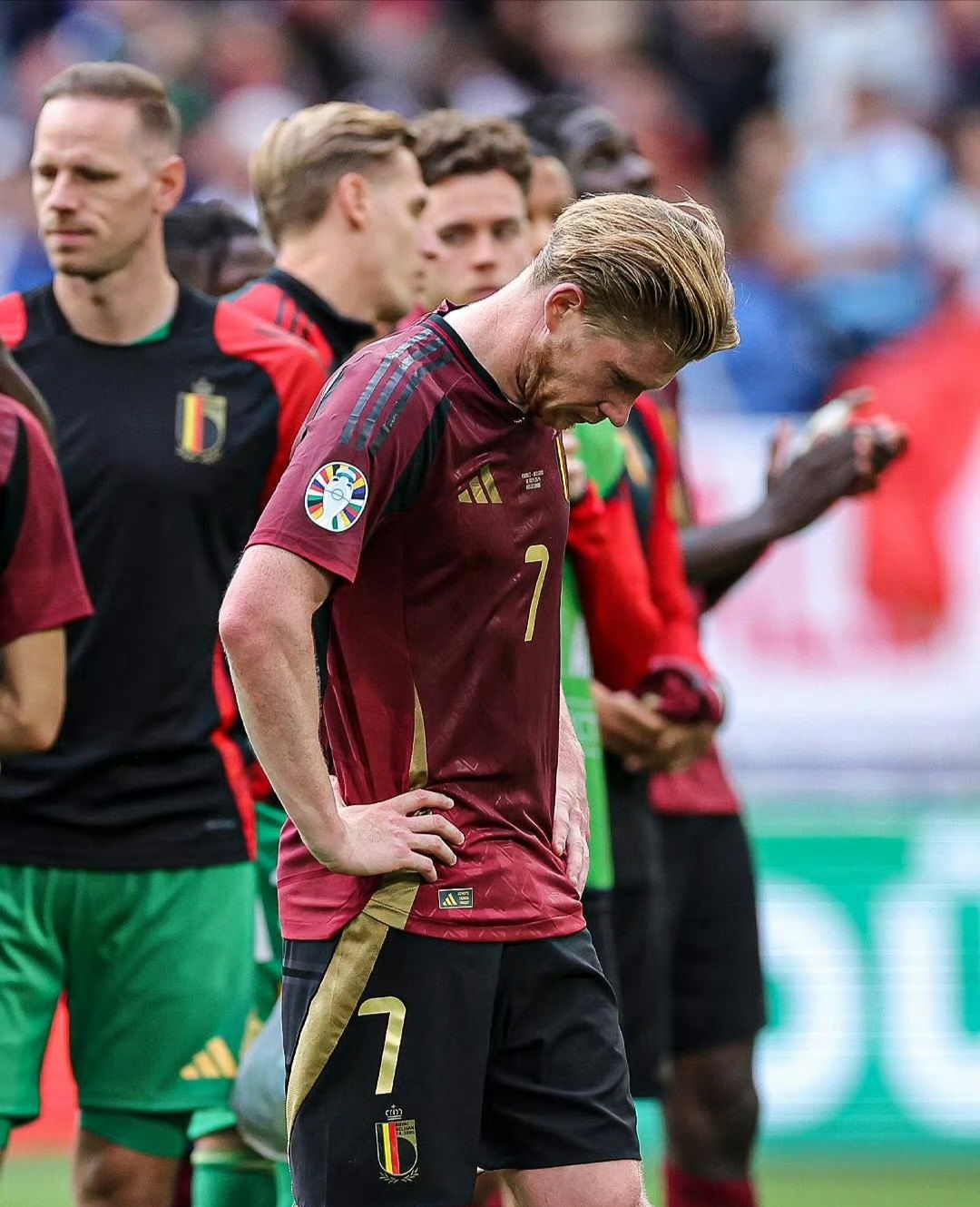 AYX-巴塞罗那不断突破！，德布劳内连续二十场比赛得分超过持续失利再创辉煌时刻的简单介绍