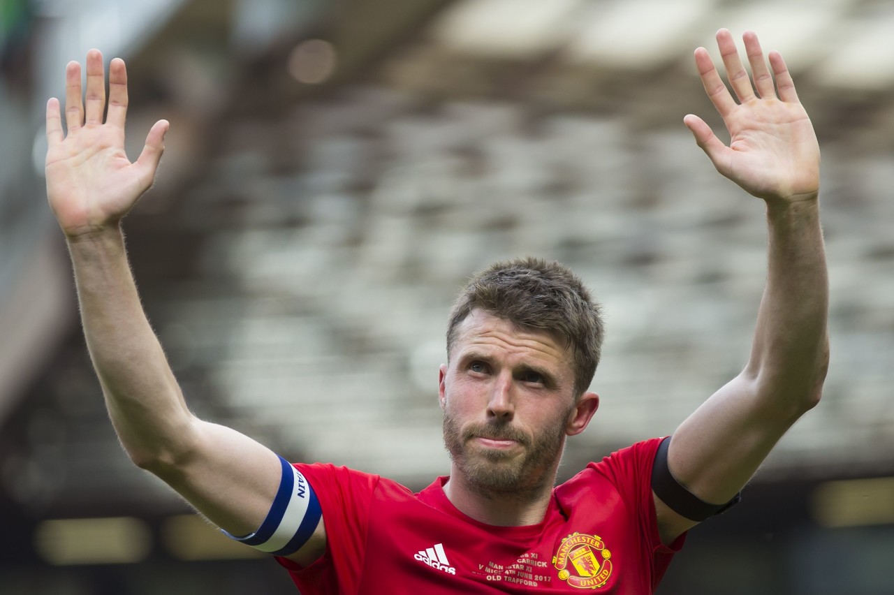 爱游戏体育-包含Karsa新星高光表现表现惊艳，曼联未来可期！的词条