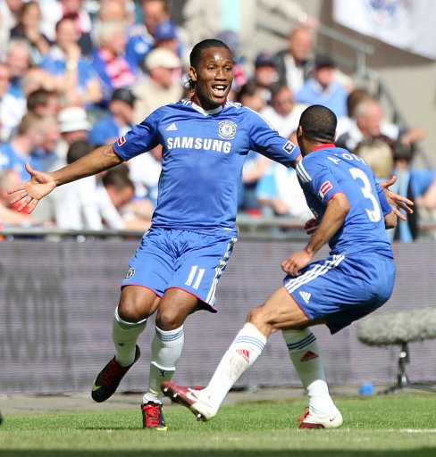 AYX-德罗巴迎来十五赛季高光表现，瑞士队球迷沸腾！的简单介绍